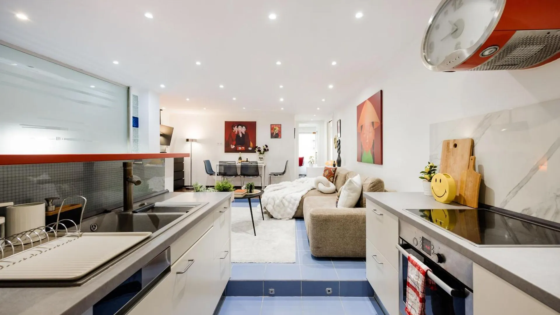 Chic Retreat With Jacuzzi By Gozsdu Udvar & Fashionst Budapest Apartment