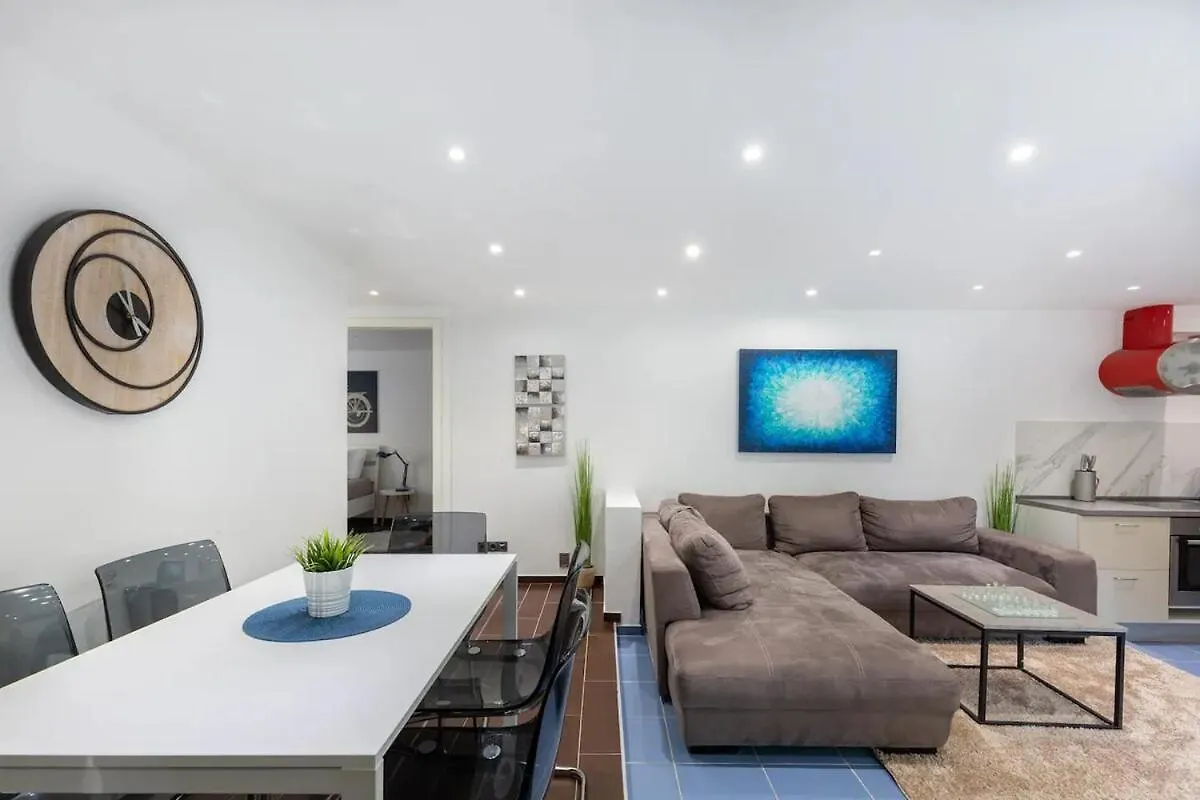 Chic Retreat With Jacuzzi By Gozsdu Udvar & Fashionst Budapest Hungary